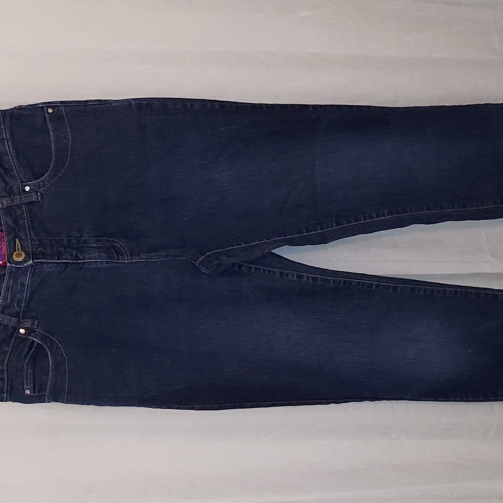 Westport Denim blue jeans sz 10 cute gem pockets straight leg pre-owned